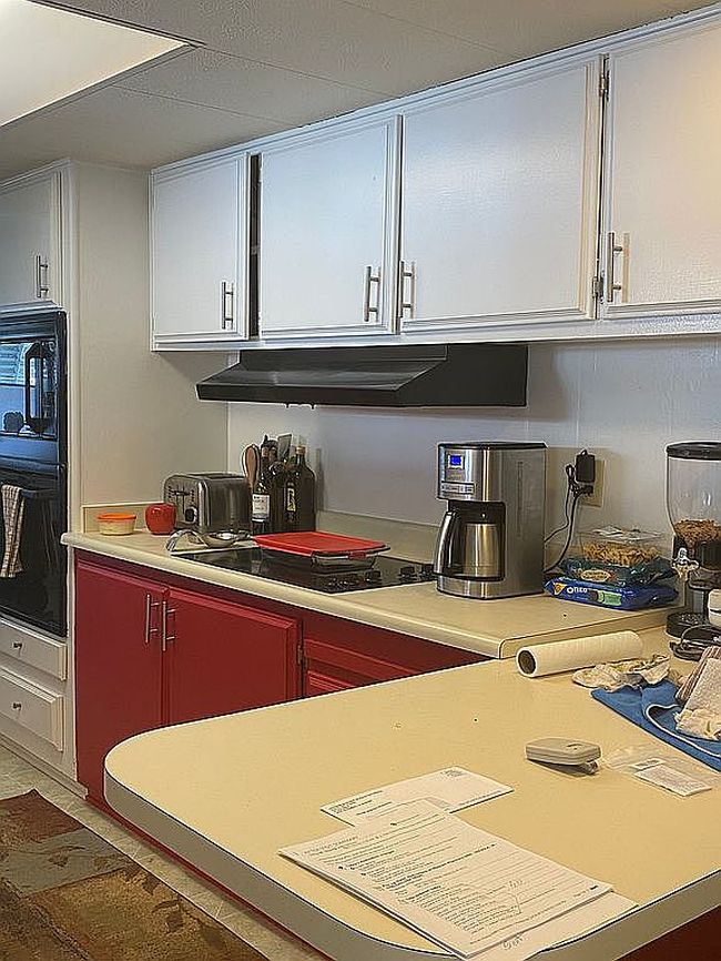 Image of 433 Butterfield