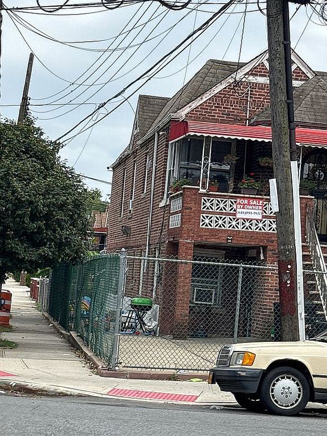 Photo of 838 Avenue Z, Brooklyn, NY