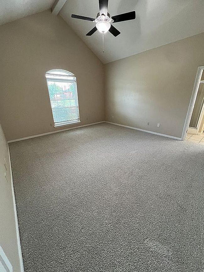 Photo of 6604 Deer Park Dr, Amarillo, TX