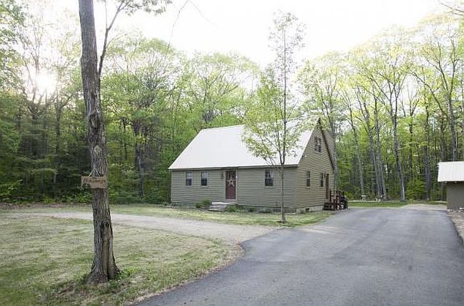 Image of 28 Wedgewood Dr