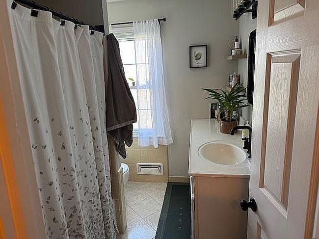 Photo of 445 Pelham Rd, Cherry Hill, NJ