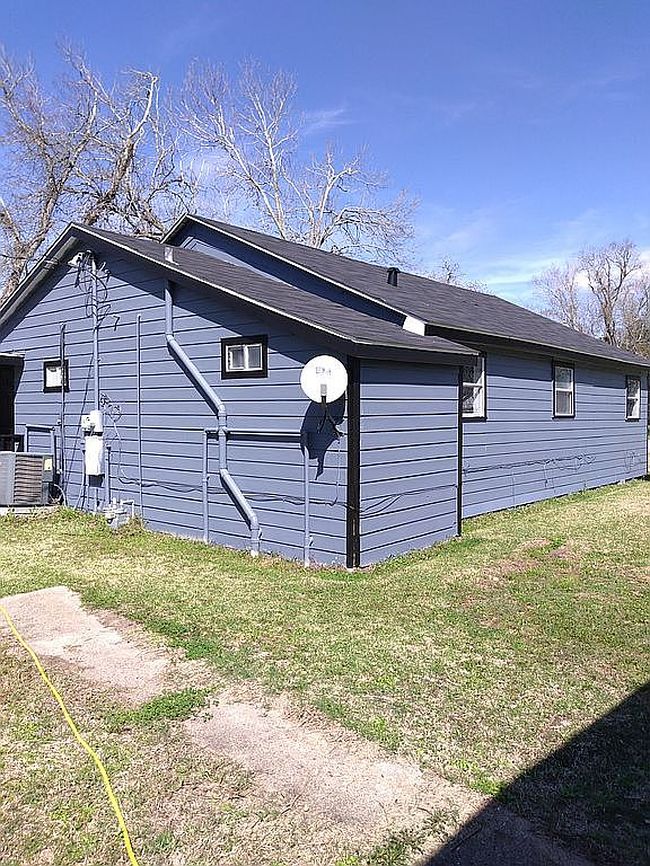 Photo of 412 Avenue C, La Marque, TX