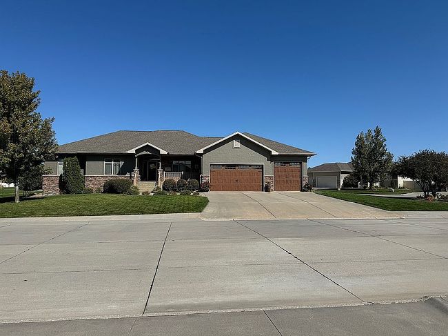 Additional photo 1 of property located at 3806 Meadowlark Cir