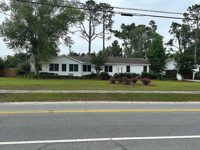 Image of 166 E 94th Hwy