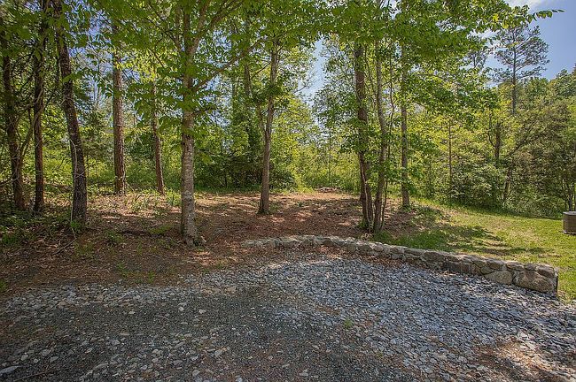 Photo of 148 Oak Spring Ln, Madison Heights, VA