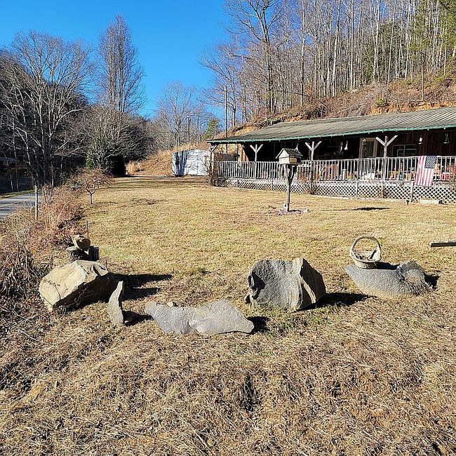 Additional photo 2 of property located at 993 Meadow Branch Rd
