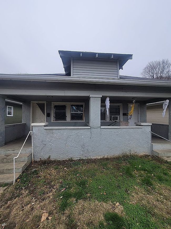 Photo of 3610-3612 E New York St, Indianapolis, IN