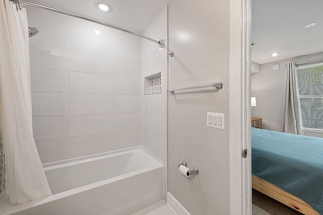 Preview of property located at 1638 K St Ne #101