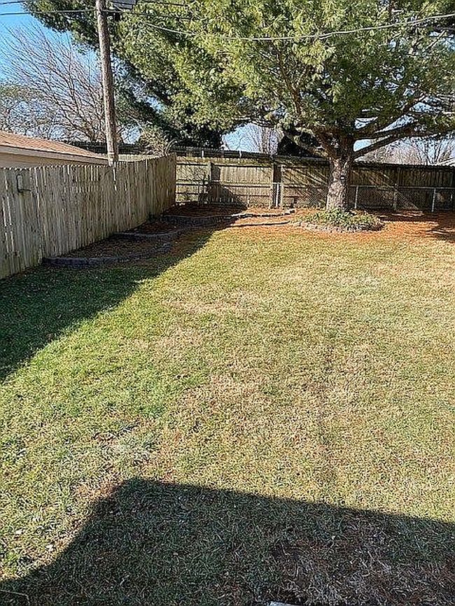 Image of 2105 Alexandria Dr