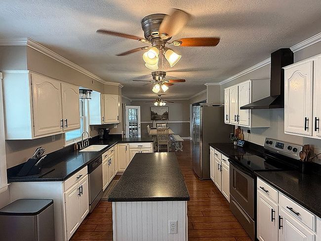 Photo of 23205 W Winfield Dr, Genoa, OH