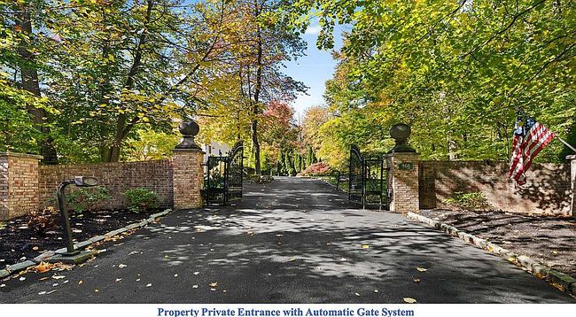 Image of 468 State Rd