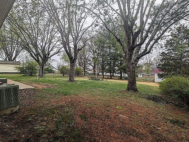 Image of 6 Clark Dr