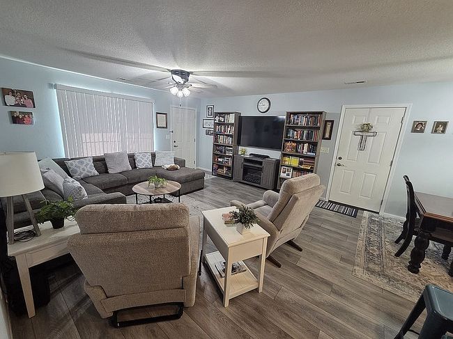 Photo of 4945 Grand View Ln, Fort Madison, IA