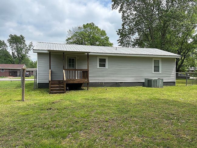 Image of 595 Maywood Ave