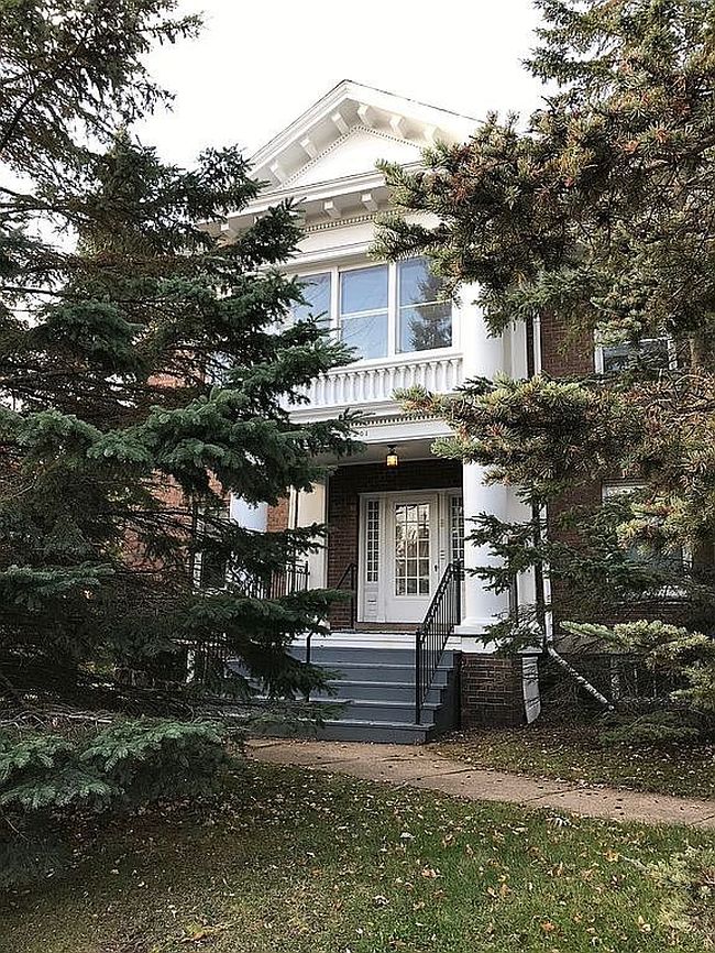 Image of 201 S 21st Ave E