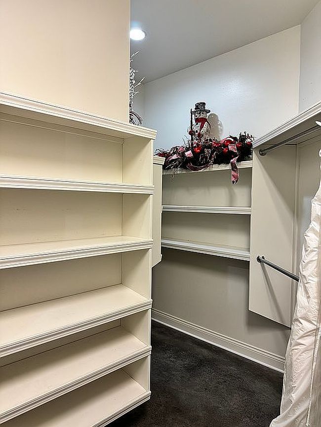 Image of 261 Westside Blvd