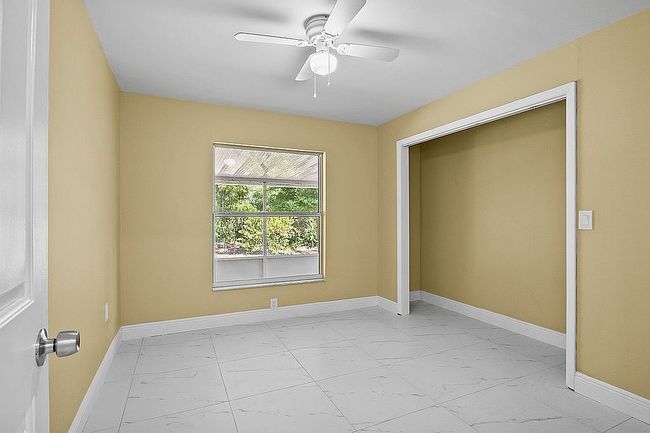 Additional photo 4 of property located at 1933 W Albury Pl