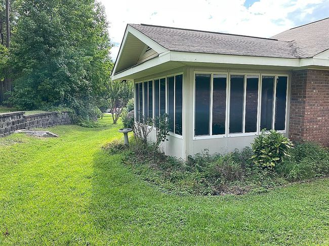 Photo of 105 Meadowview Ct, West Columbia, SC