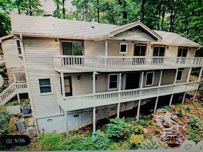 Photo of 6535 Pinnacle Mountain Rd, Zirconia, NC