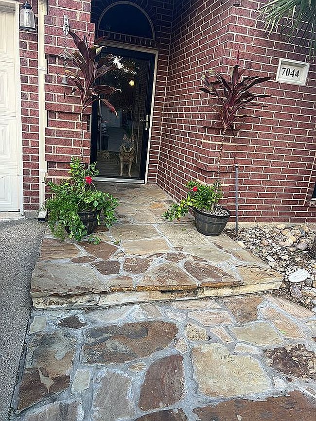 Photo of 7044 Lomo Alto Dr, Fort Worth, TX