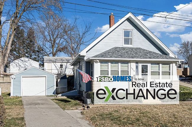 Photo of 2316 E Pleasant St