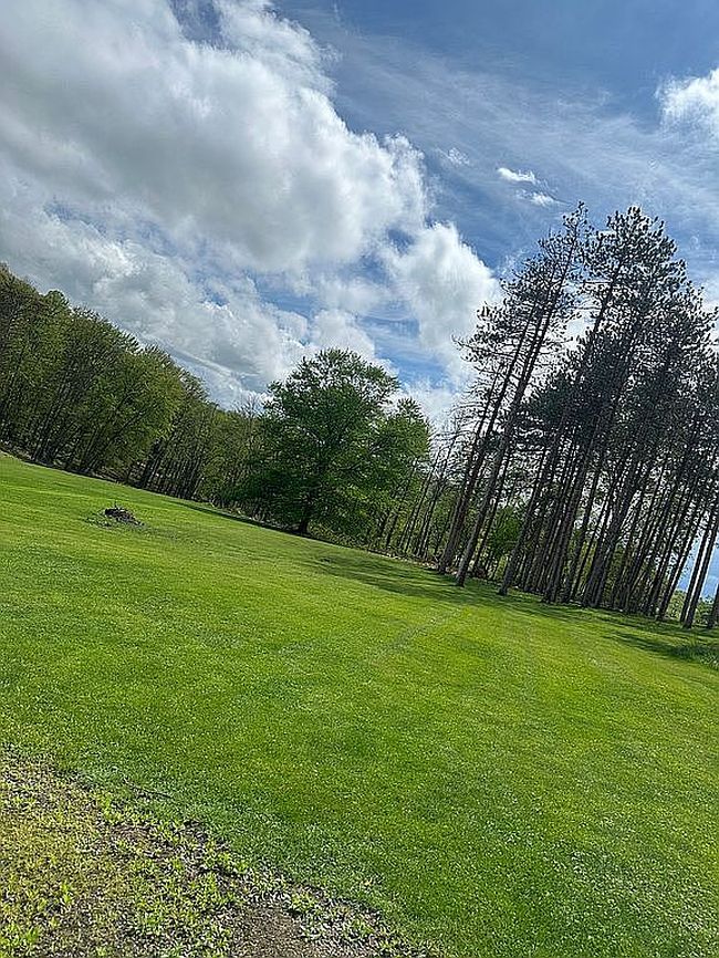 Photo of 761 Bates Rd, Creekside, PA