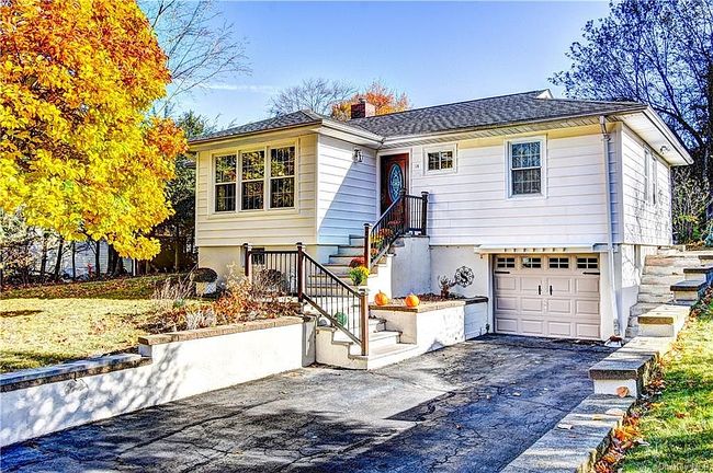 Preview of property located at 14 Barnett Rd W