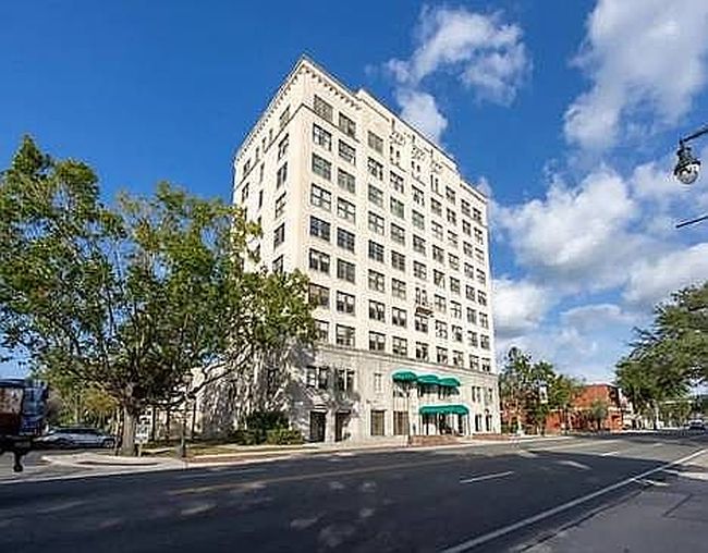 Image of 408 W University Ave Apt 9A