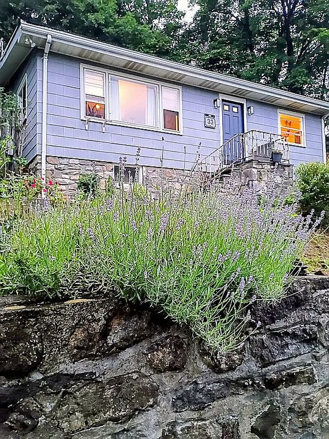 Photo of 33 Curry Rd, Mahopac, NY