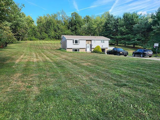 Photo of 18 Loffert Rd, Mc Donald, PA