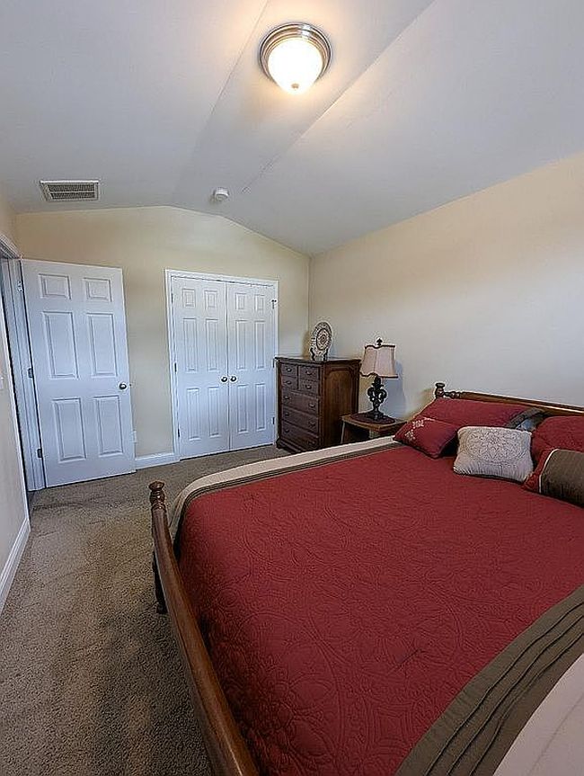 Image of 172 Schneider Blvd