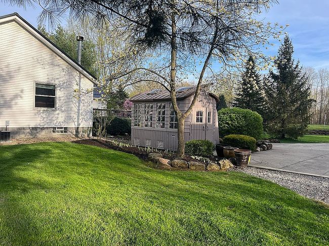 Image of 3433 Eagle Creek Rd