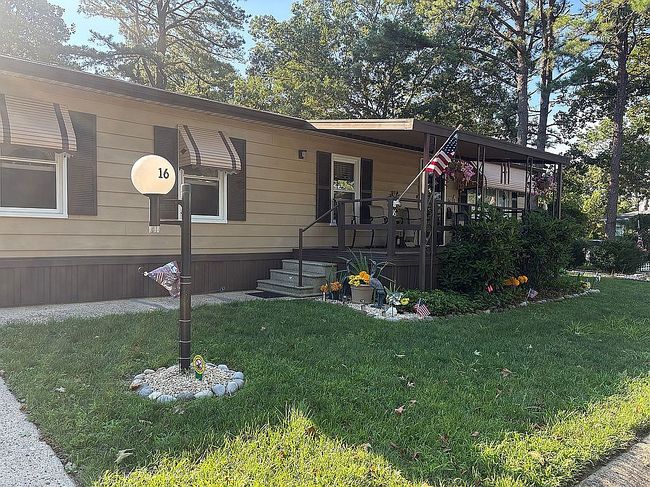 Photo of 16 Kimberly Dr, Barnegat, NJ