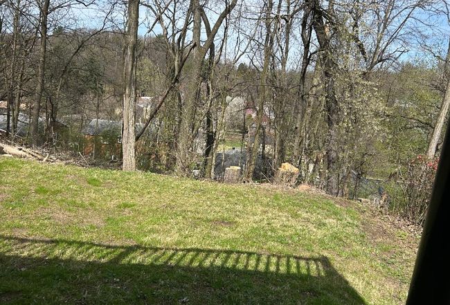 Photo of 237 Roycroft Ave, Pittsburgh, PA