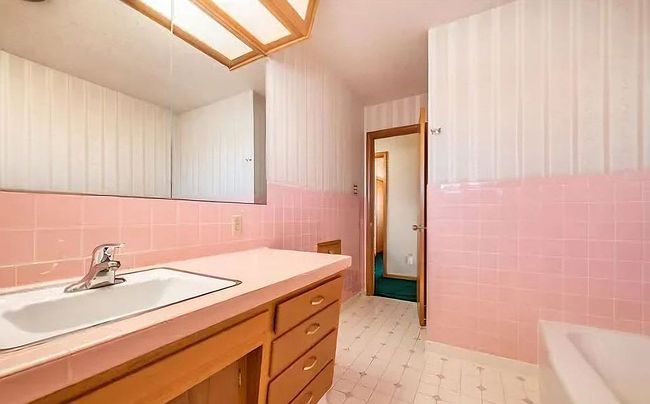 Photo of 60 Dartmouth Ave, Pueblo, CO