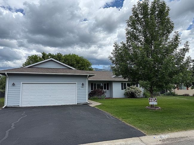 Photo of 1901 11th Ave W, Columbia Falls, MT
