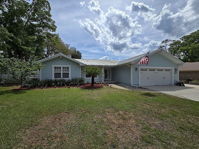 Image of 10 Quail Ln