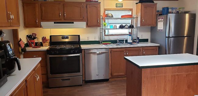 Image of 3415 Creekside Blvd