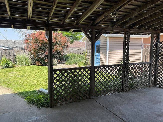 Photo of 1901 Whittier Rd #2, Hays, KS