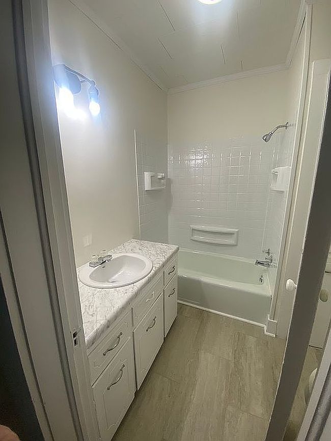 Image of 502 S Seminary St
