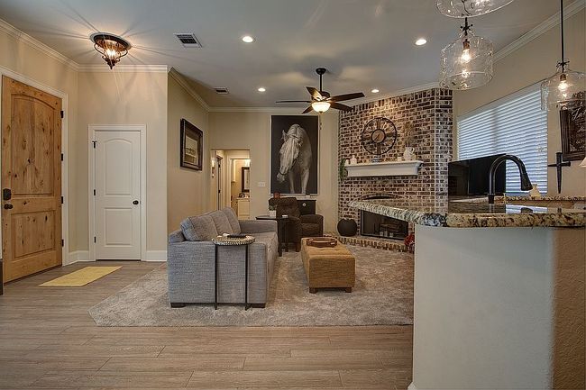Photo of 223 E Emma St, Bullard, TX