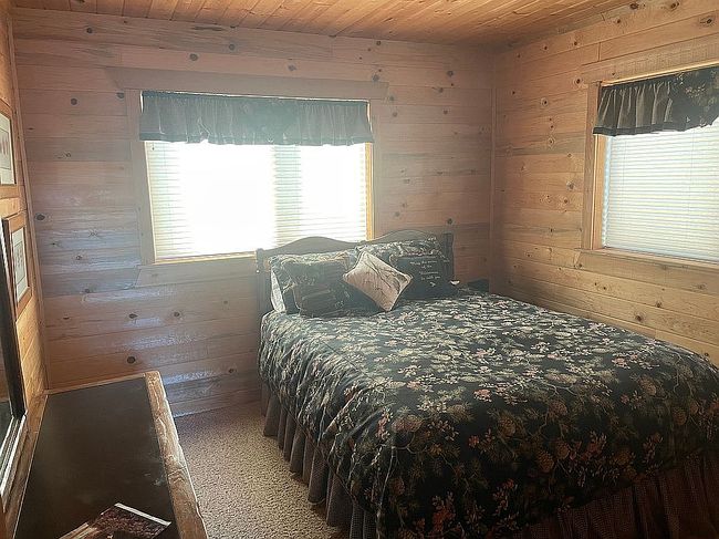 Photo of 65262 Old Oregon Trl, Meacham, OR