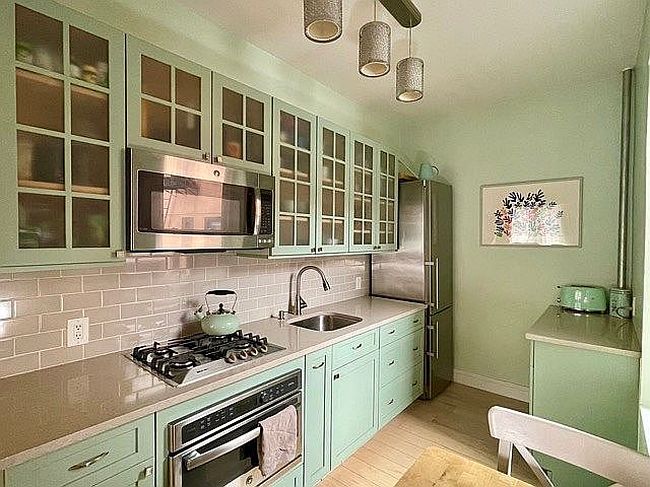 Preview of property located at 374 S 2nd St Apt 11
