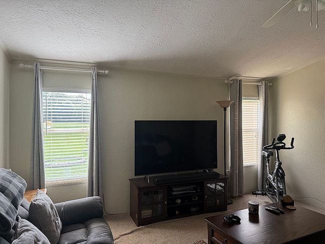 Photo of 171 Honeysuckle Ln, Burke, TX