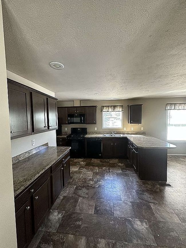 Image of 5088 Stowe Ave