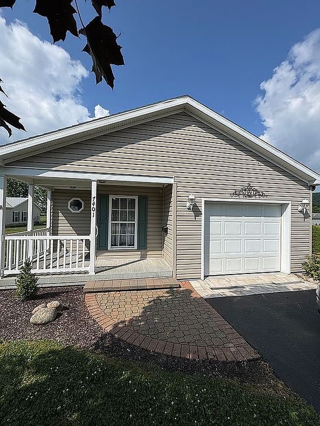 Photo of 7401 Wildflower Way, Bath, NY