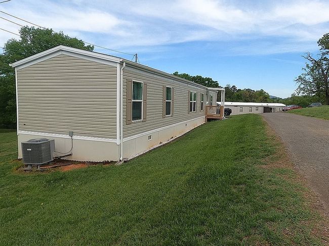 Photo of 4556 Van Winkle Rd Sw #34, Roanoke, VA
