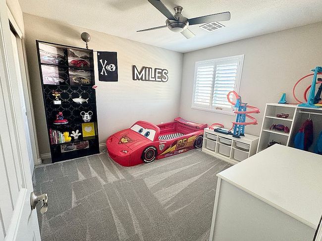 Photo of 5851 Glory Heights Dr, Las Vegas, NV