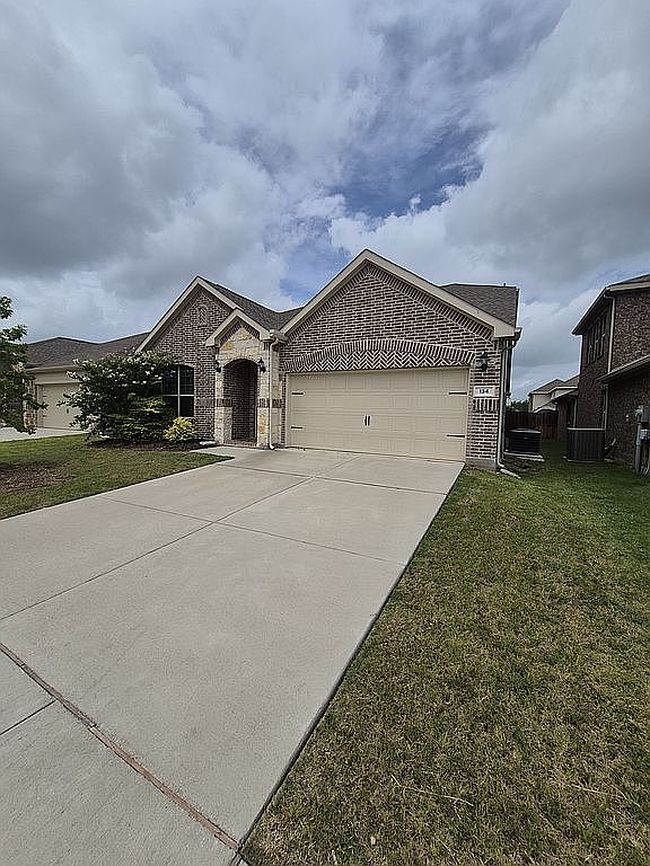 Photo of 134 Blair Dr