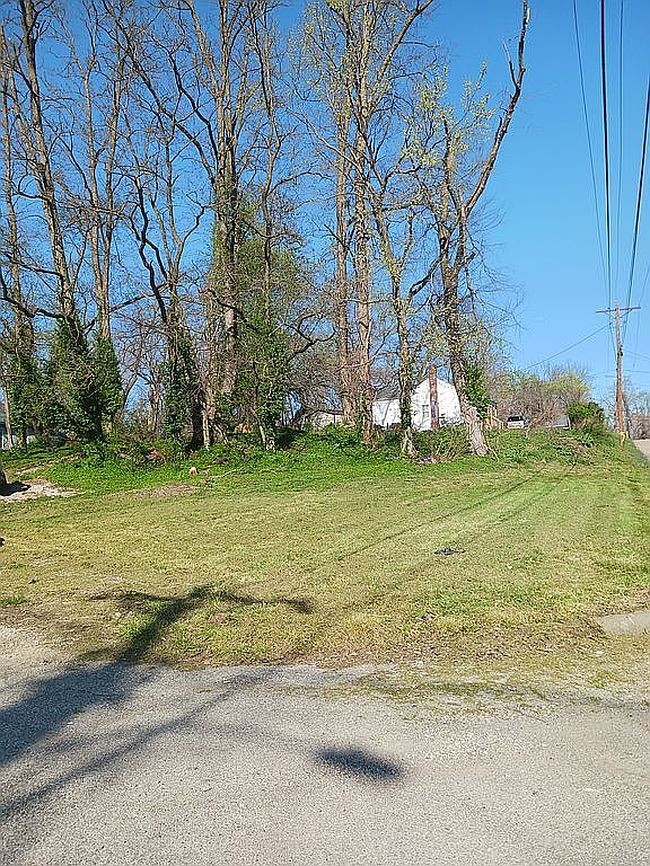 Photo of 600 Miller St, Alton, IL